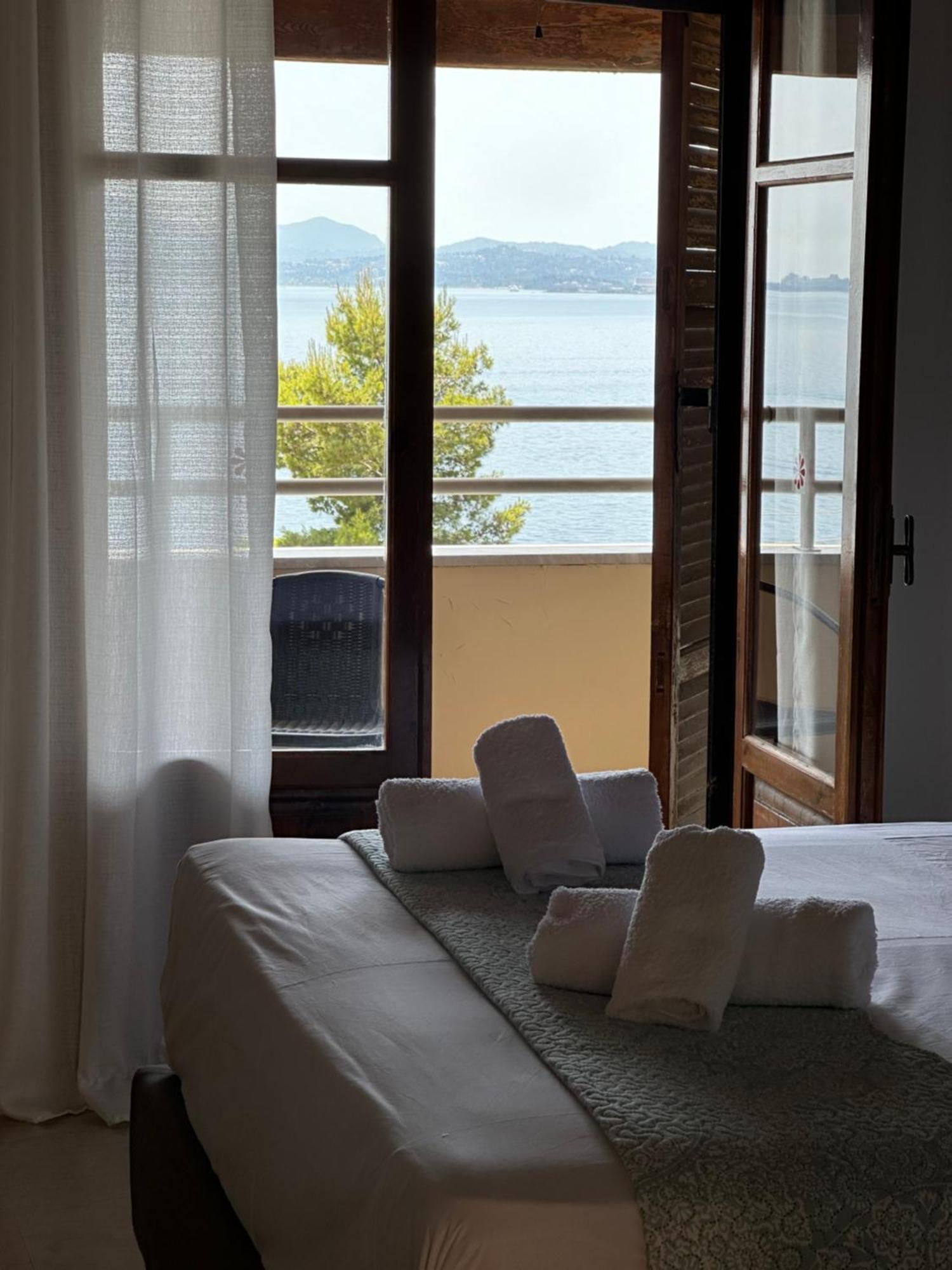 Hotel Odeon B&B Μπαρμπάτι Εξωτερικό φωτογραφία